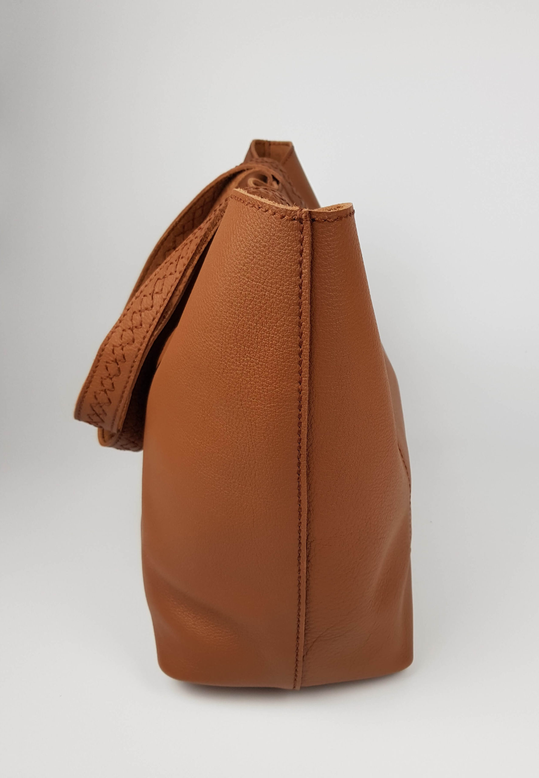 velká kožená kabelka